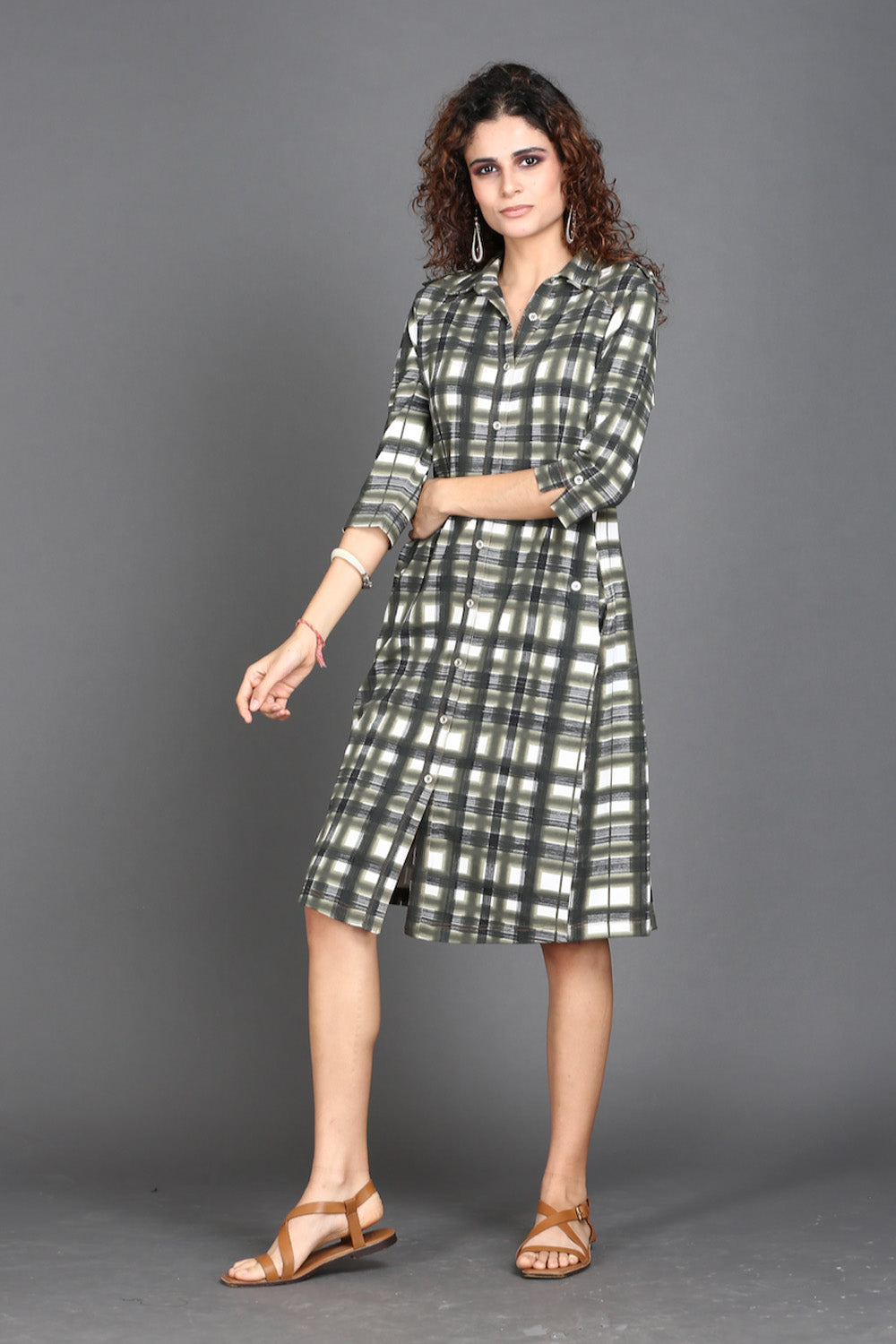 Buy online White Checks Frock from girls for Women by Ppthekurtihub for  ₹999 at 17% off | 2024 Limeroad.com